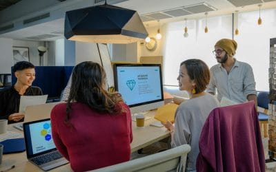 Articles 1 How to Turn Every Desktop Into a Communication Channel: Corporate Desktop Communications